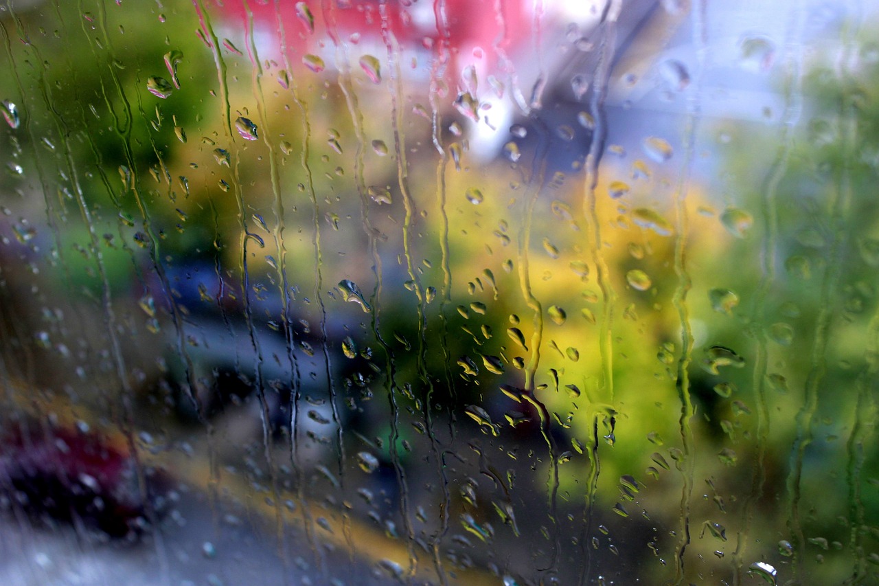最近天氣觀察，雨季來臨，大雨是否如約而至？